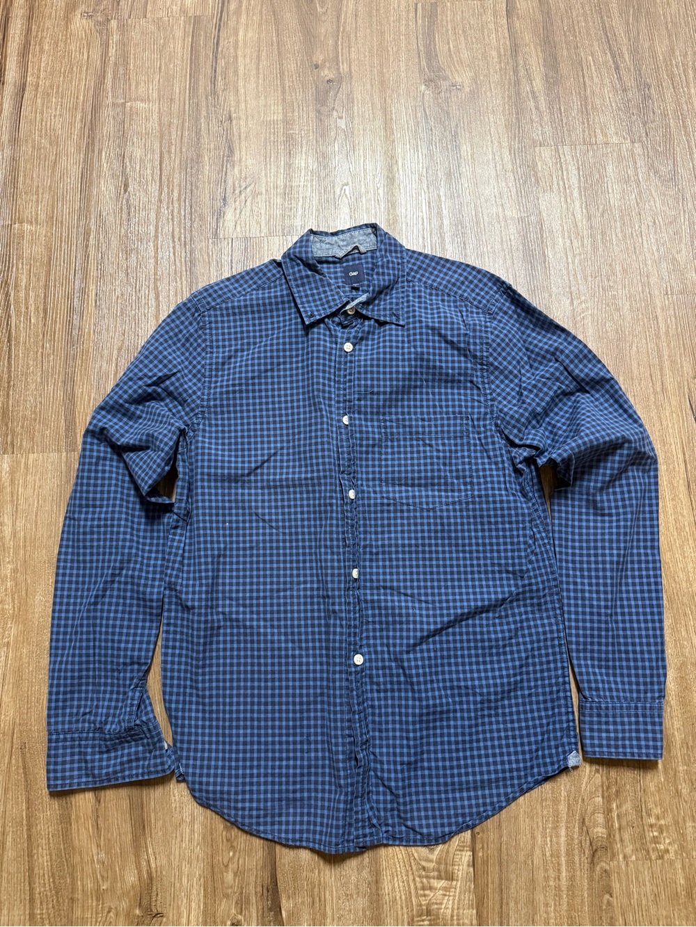 Gap Men's Blue Check Long Sleeve Button-Up Shirt